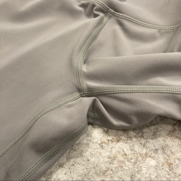 P'tula Taylor "Stay True" Legging 24" - White Sage - Picture 7 of 8